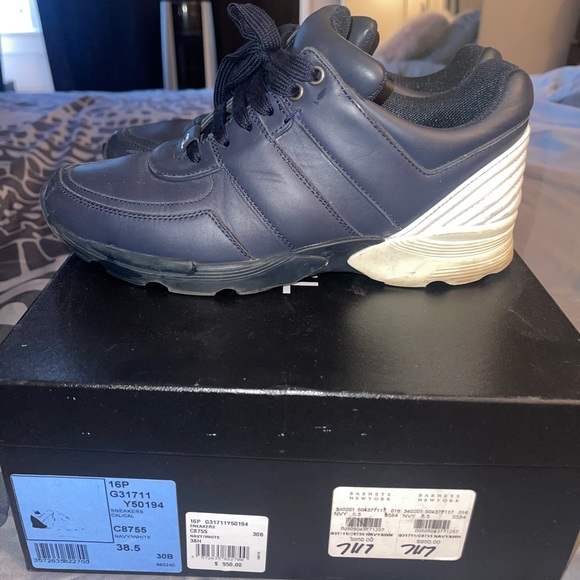 Woman’s Chanel sneakers size 38.5 blue/white - Picture 3 of 3